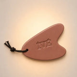 Gua sha prune