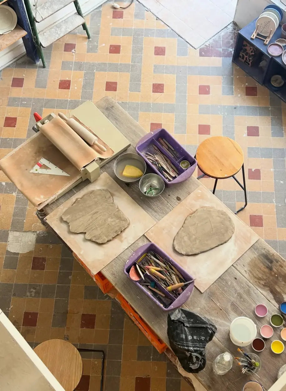Photo du studio de poterie outrage